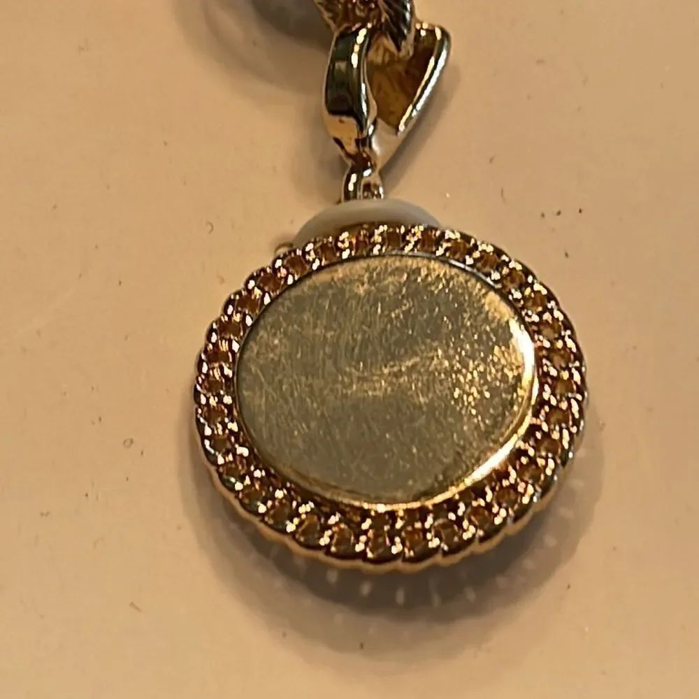 Color Street Circle of Excellence Bracelet. - Picture 5 of 10